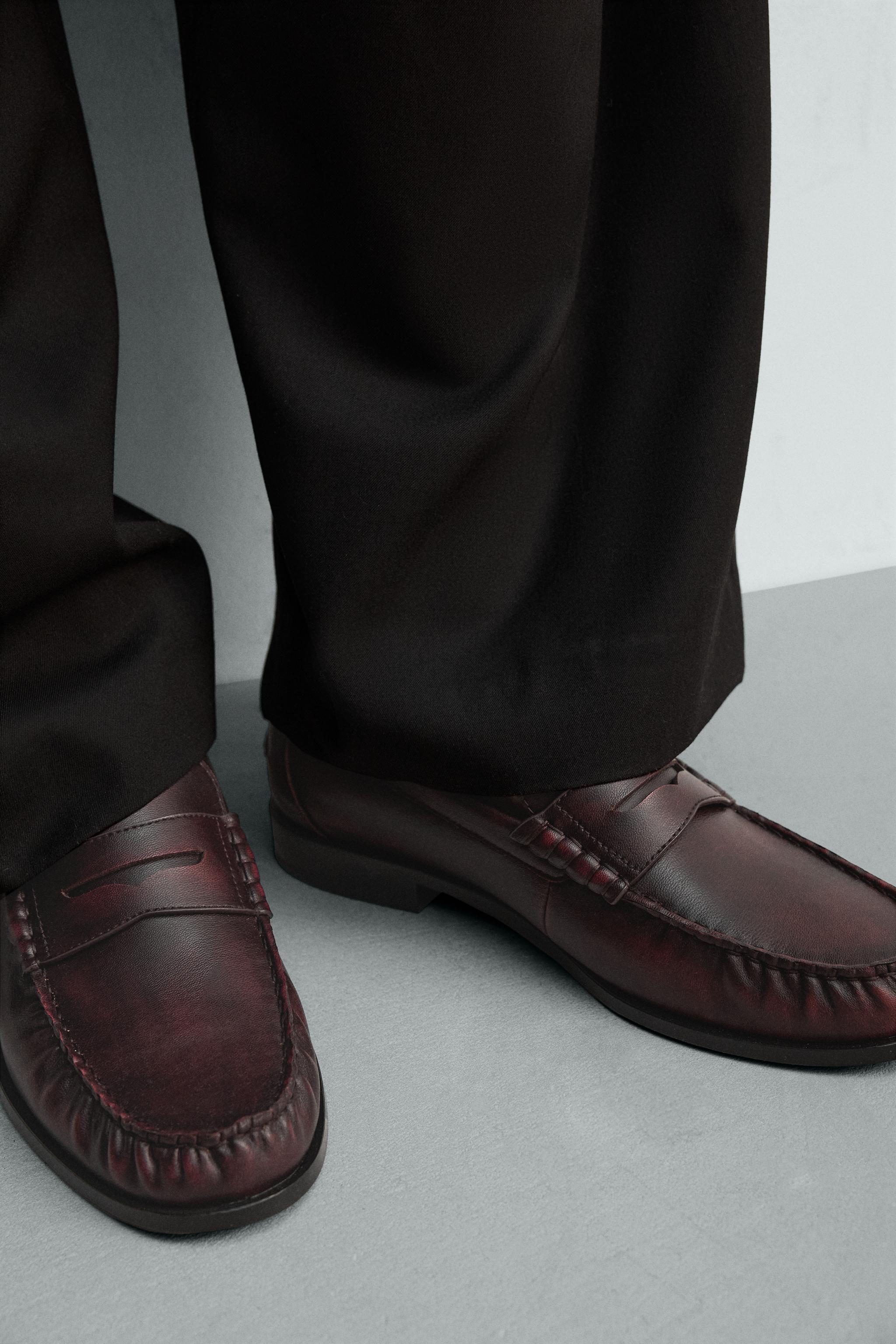 MOCASSINS VIEILLIS MASQUE