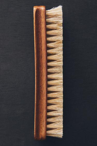 SHOE POLISHING BRUSH - Light beige by Zara