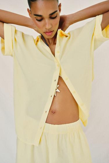 SHORT FLUIDE À TAILLE ÉLASTIQUE - Jaune de Zara - Image 2