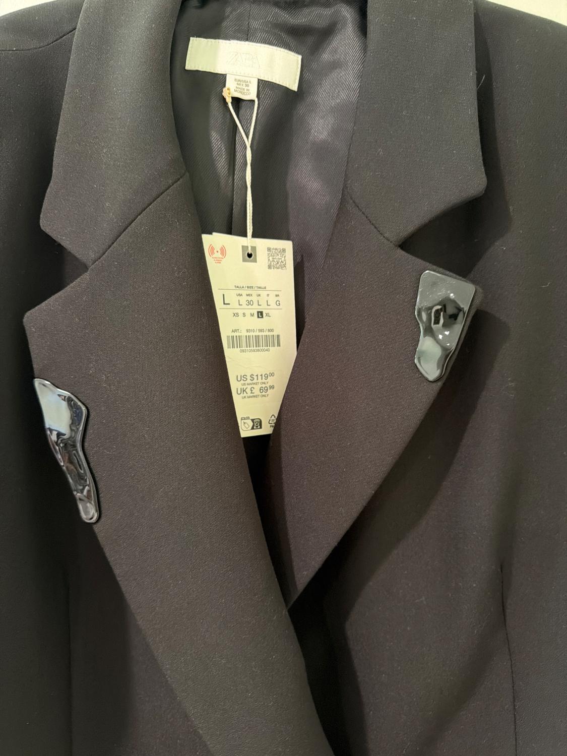 BLAZER CRUZADA OVERSIZE APLIQUES SOLAPA - Image 2