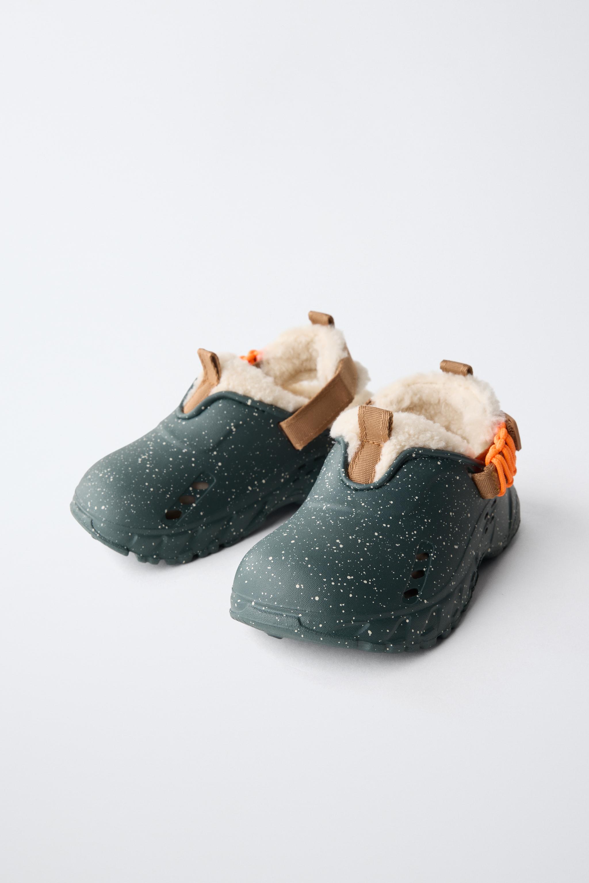 FAUX SHEARLING CLOGS