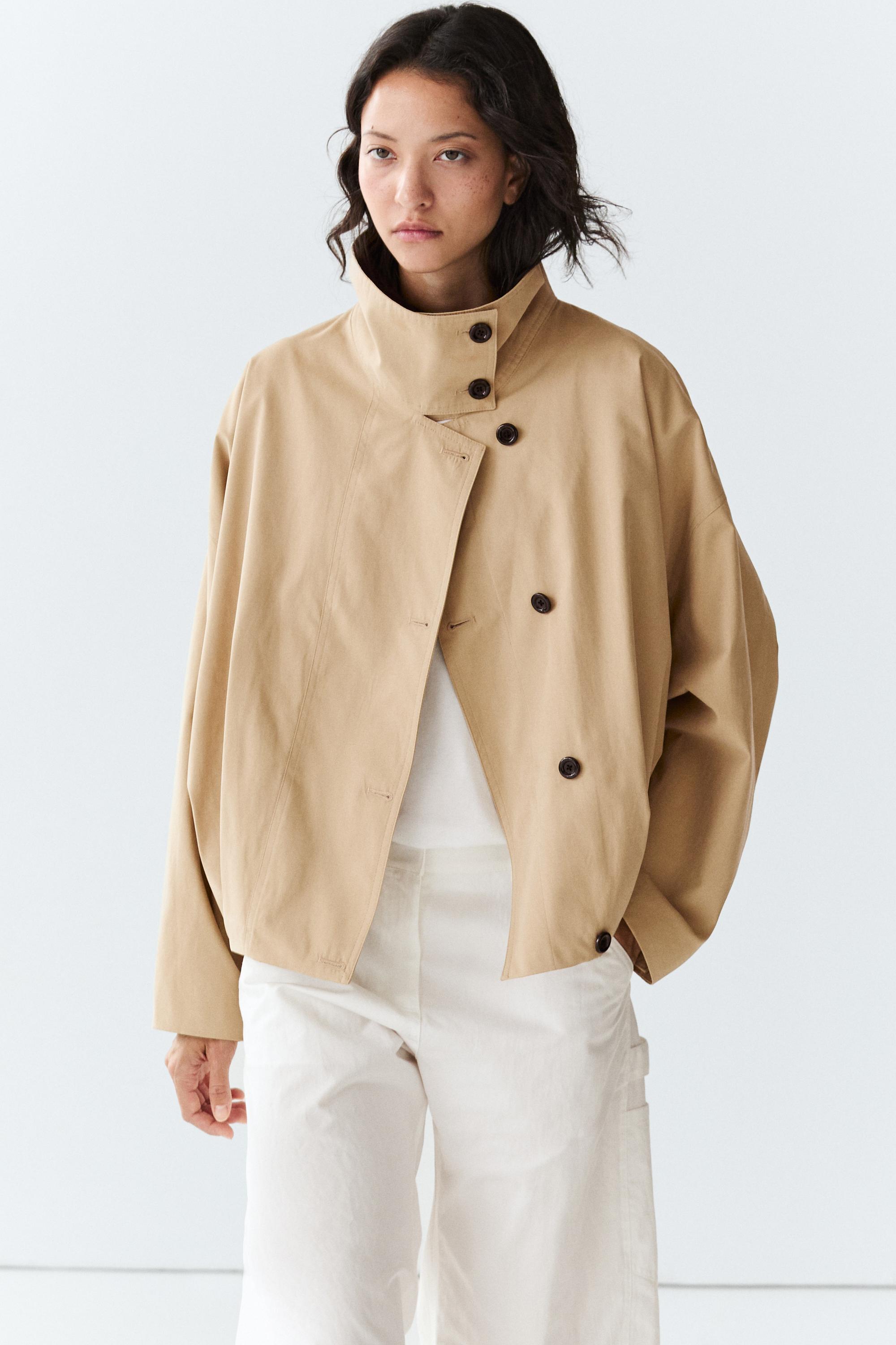Pleated stand-collar bomber jacket — Gray / Tan