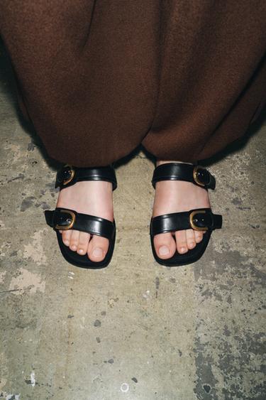SANDALES À DOUBLE BOUCLE - Noir de Zara - Image 1