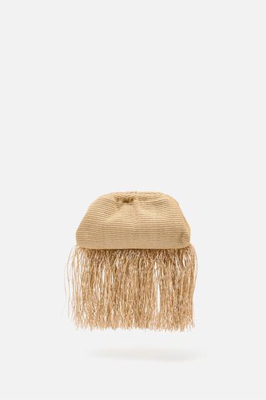 FRINGED CLUTCH - Beige by Zara