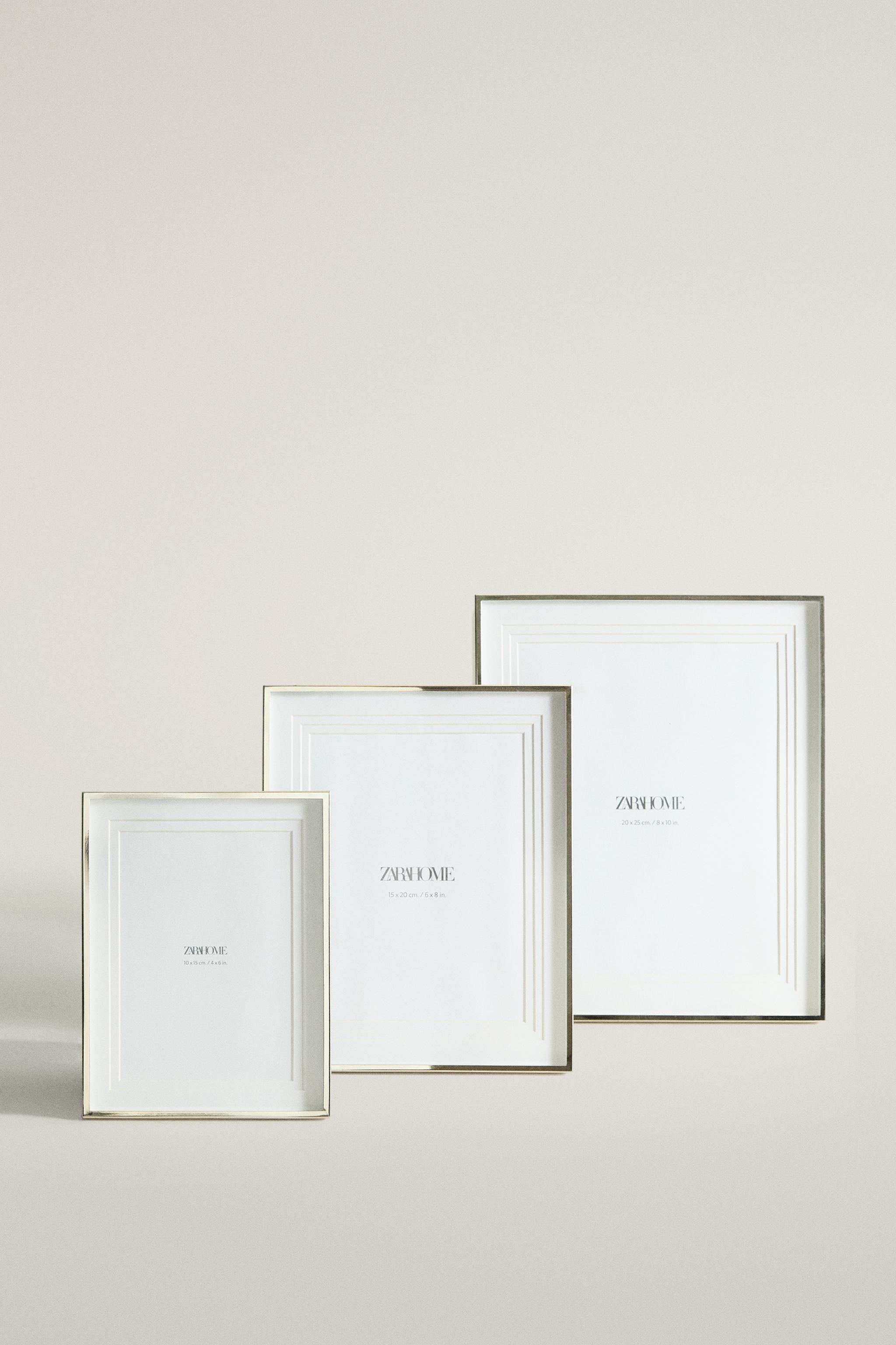 METAL PICTURE FRAME WITH STEPPED MAT