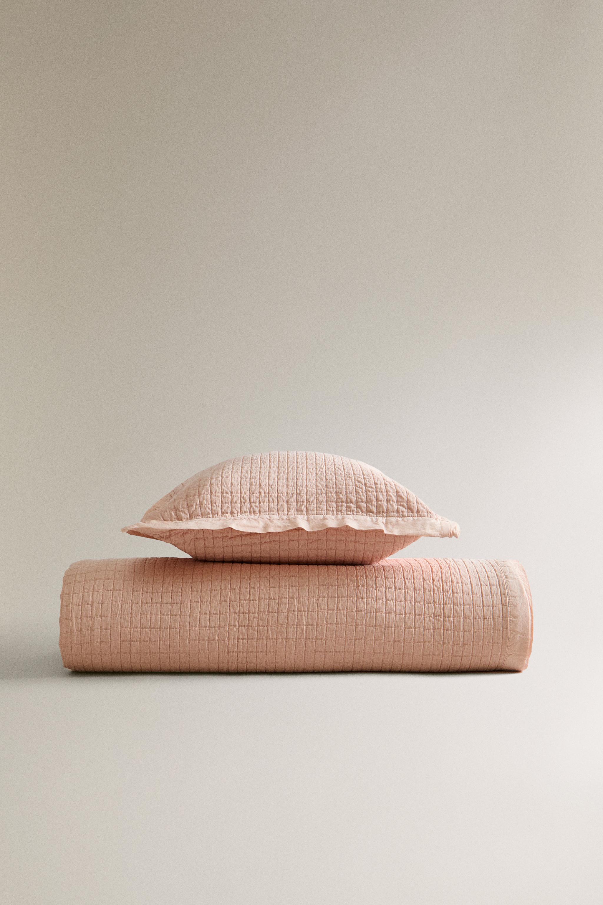 Zara Home ジャカードのフリル付きベッドカバー ジャカードのフリル付きベッドカバー | Zara Home 日本/Japan
