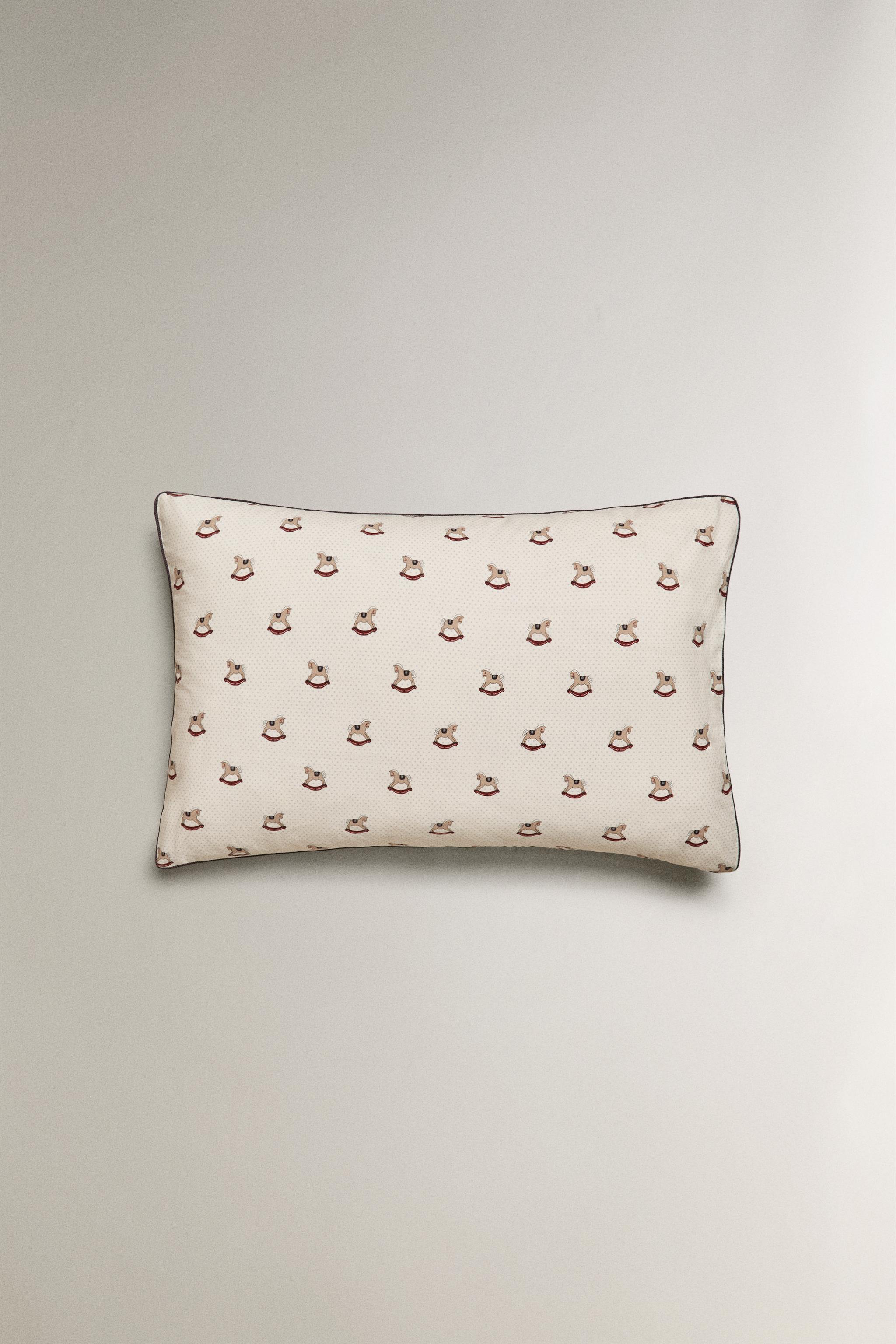 CHILDREN'S CHRISTMAS HORSE PILLOWCASE