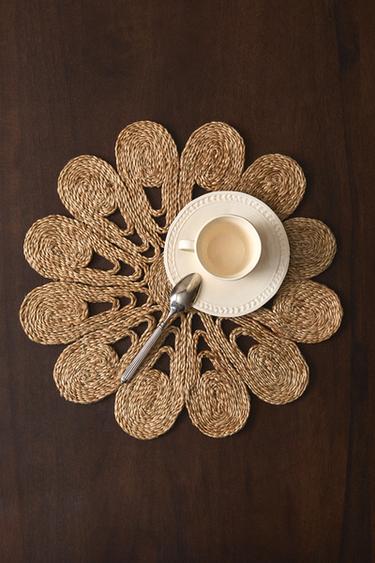 FLORAL JUTE PLACEMAT - Light beige by Zara
