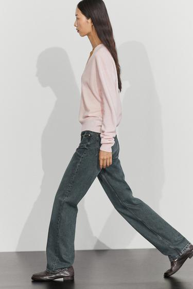 Wool blend knit V-neck sweater — Pale pink 1