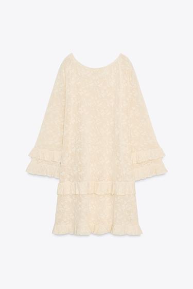 ROBE EN MAILLE POINTELLE À VOLANTS - Écru de Zara - Image 4