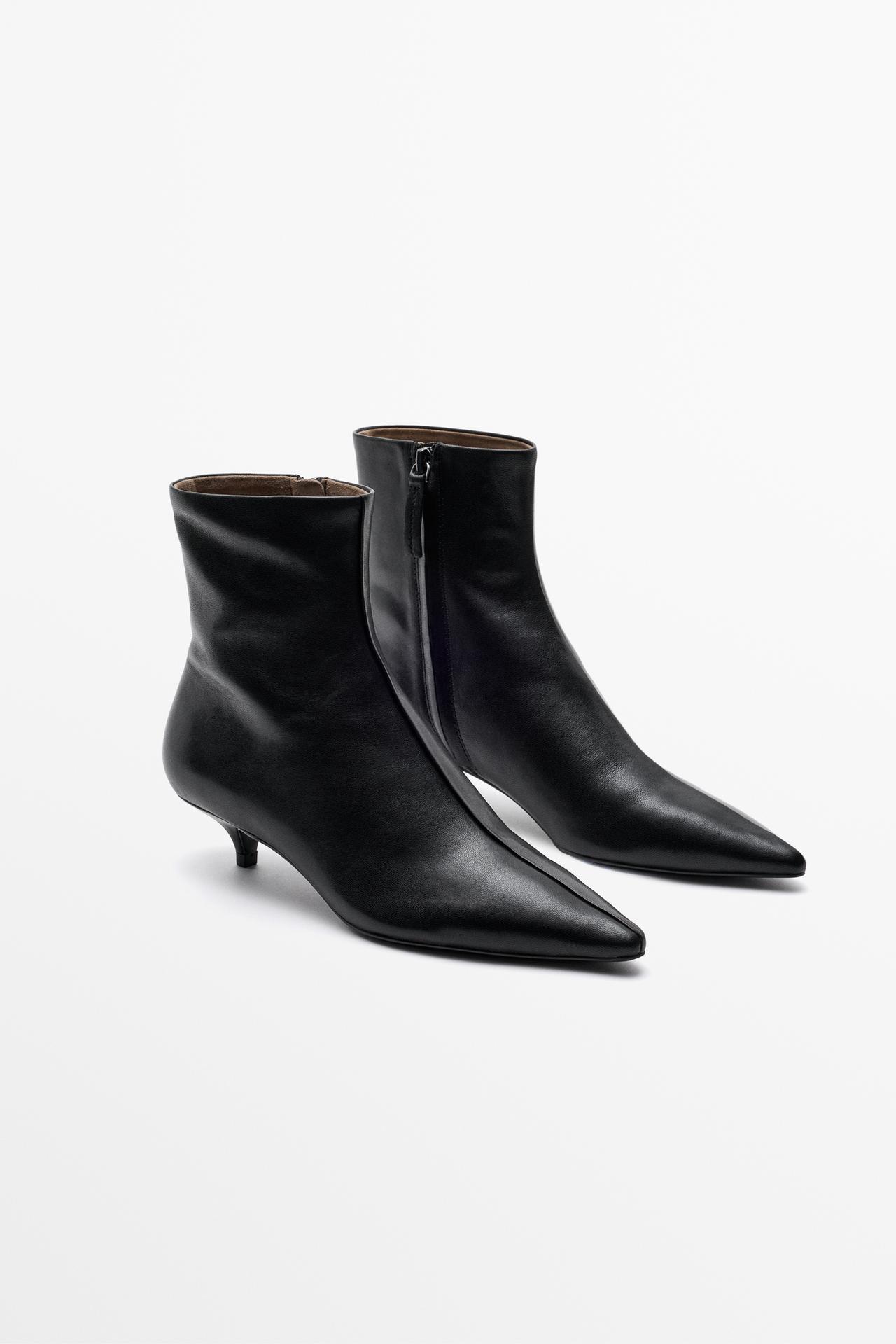 Leather low-heel ankle boot — Black
