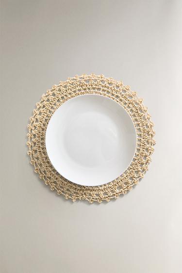 SET DE TABLE ROND CROCHET - Beige clair de Zara - Image 4