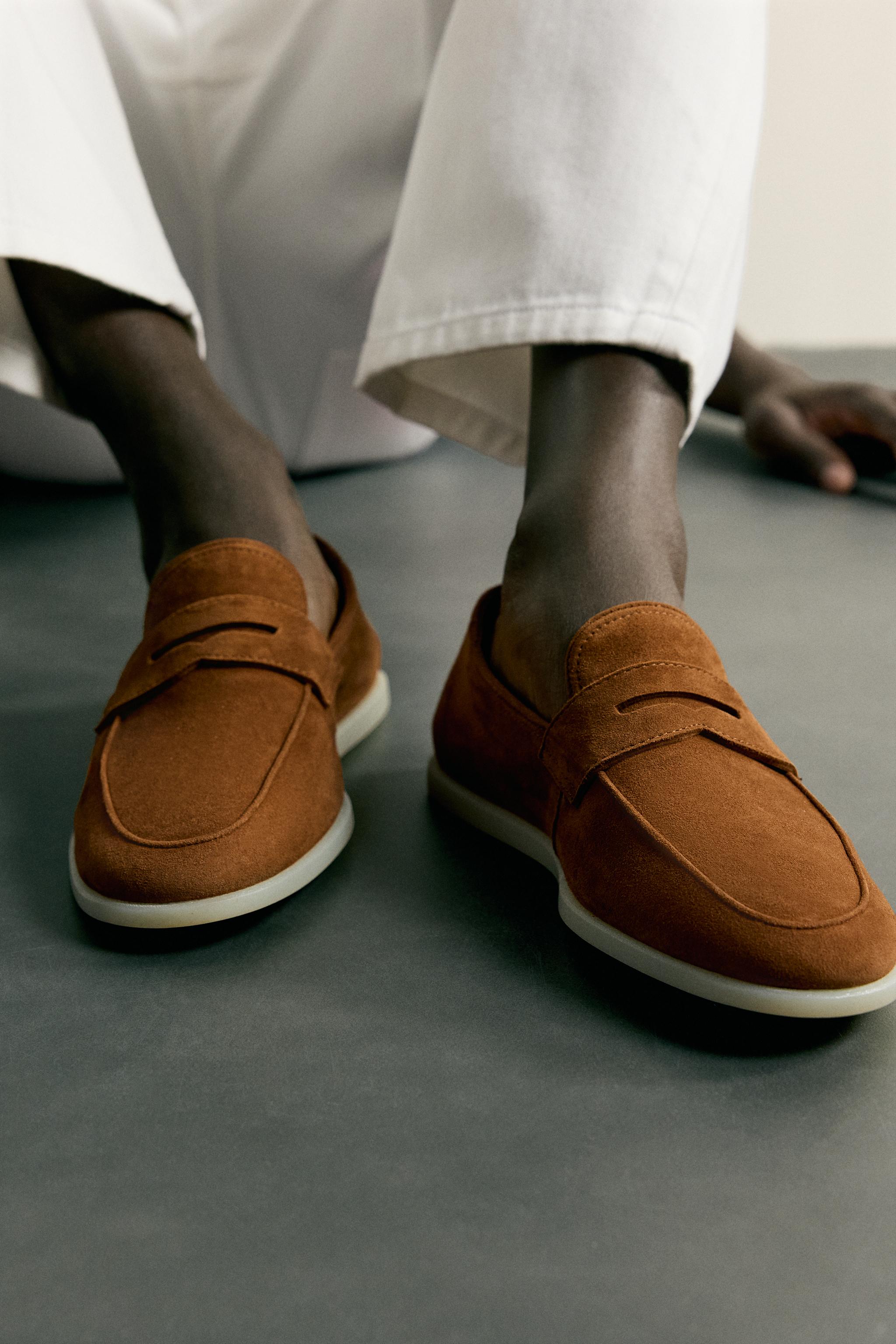 CASUAL LEATHER LOAFERS