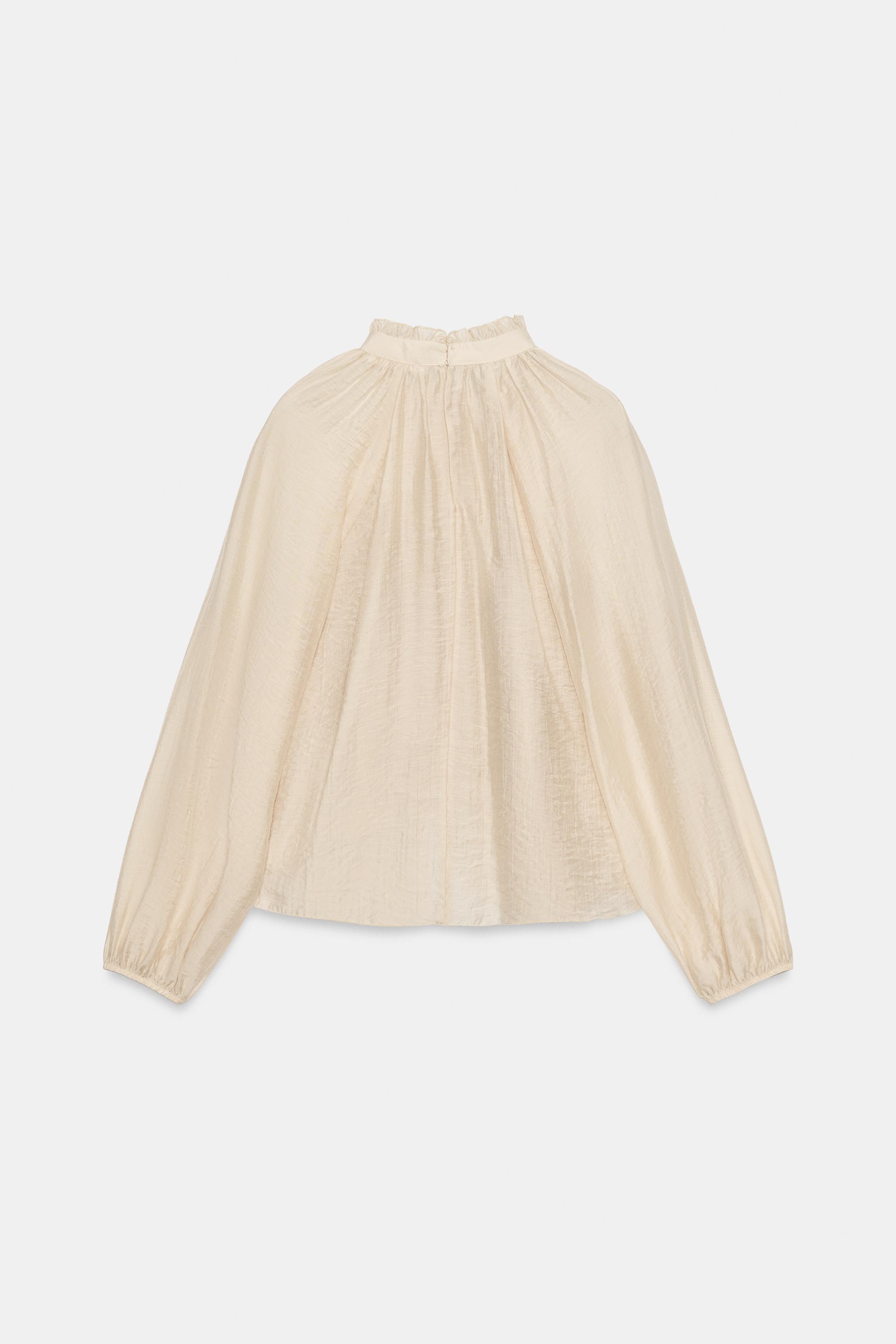 BLOUSE À VOLANTS