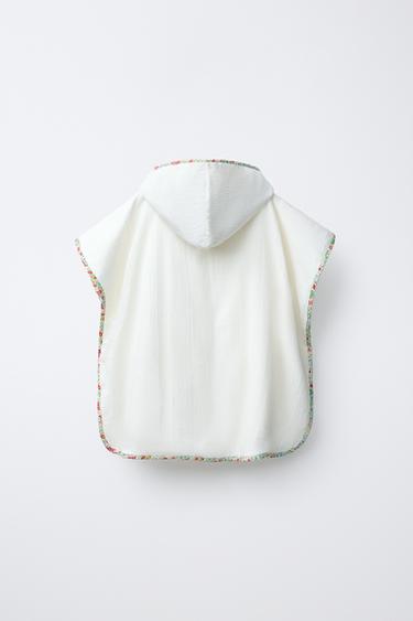 PONCHO SERVIETTE TEXTURE INITIALE LISERÉS FLEURS - A de Zara - Image 1
