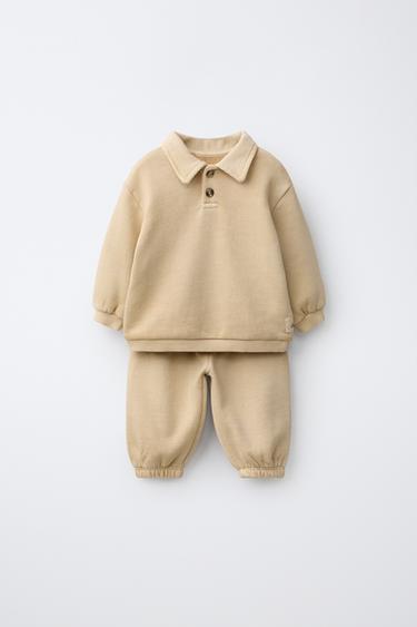 Zara KOMPLET SWEAT MAJICE S POLO OVRATNIKOM I JOGGER HLAČA – svijetlobež