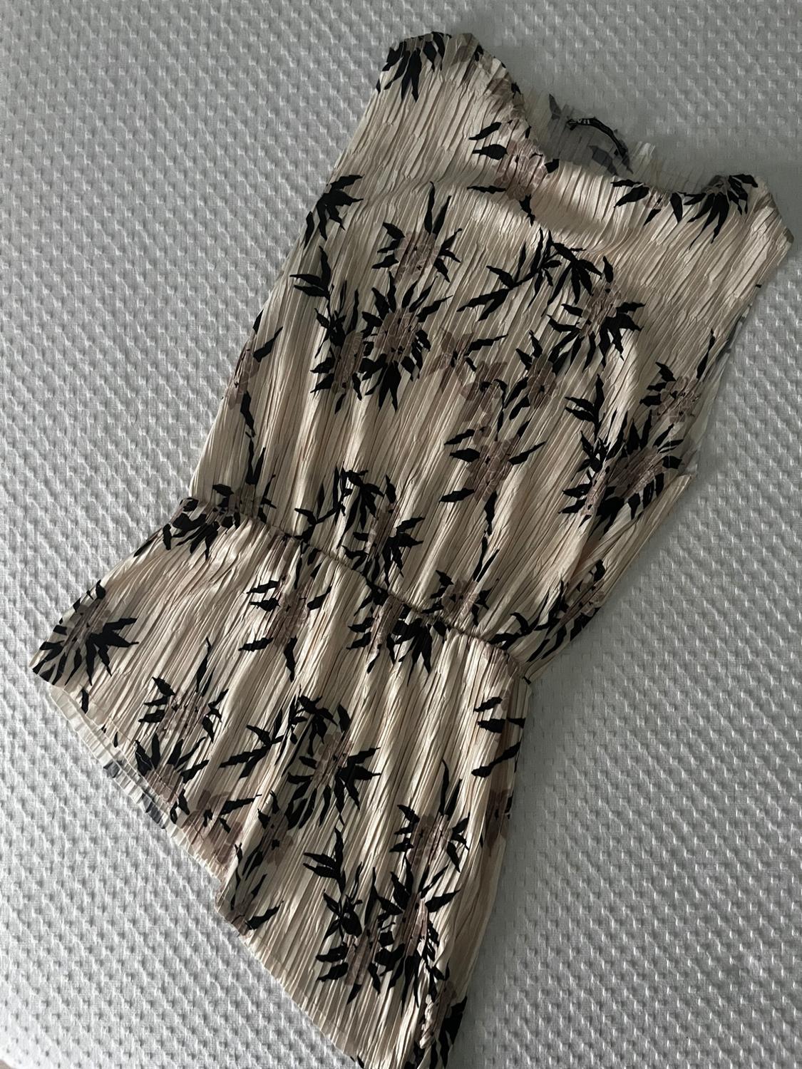 ASYMMETRIC PLEATED TOP - Image 2