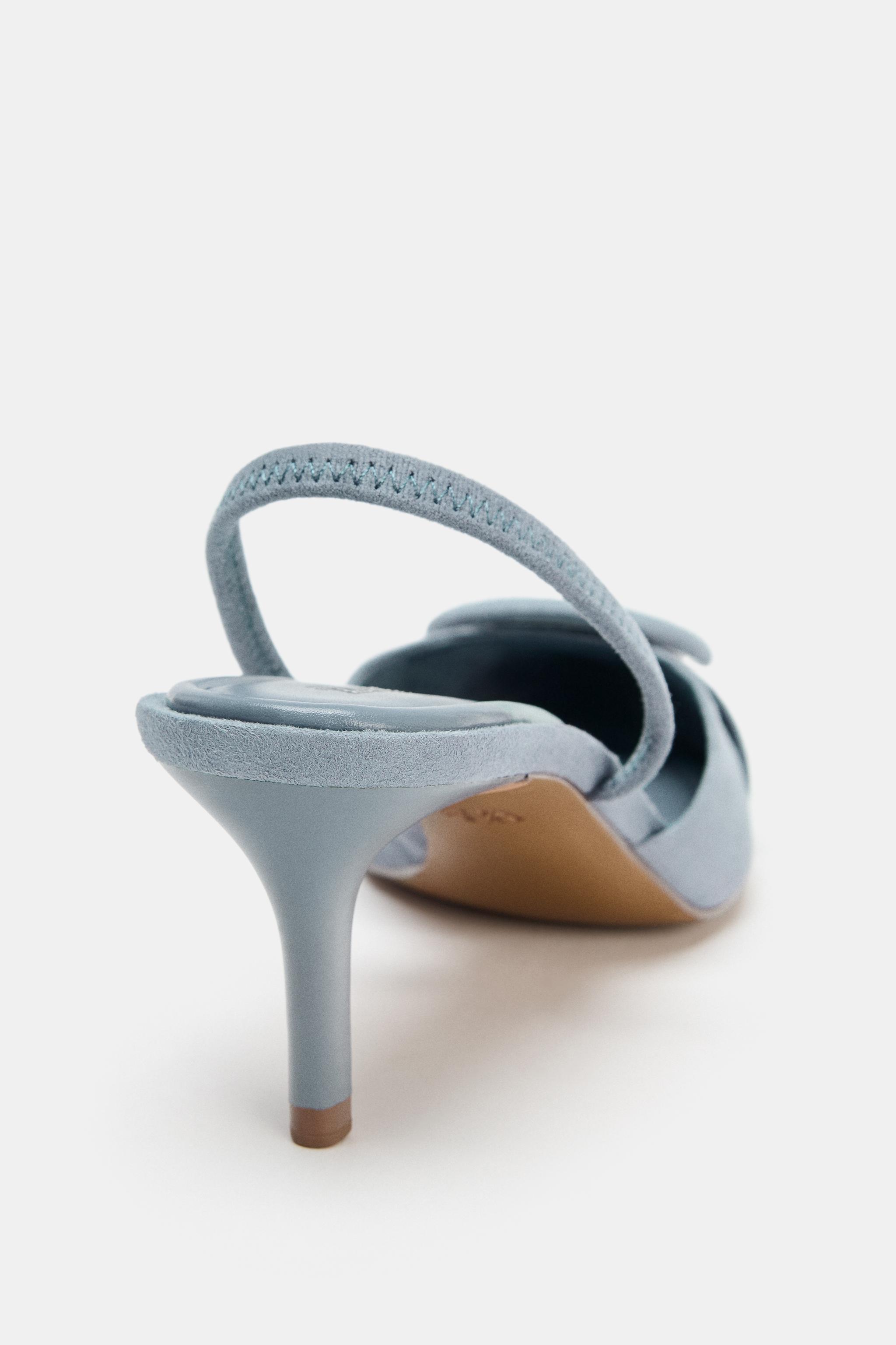 CHAUSSURES OUVERTES À L'ARRIÈRE PIÈCE