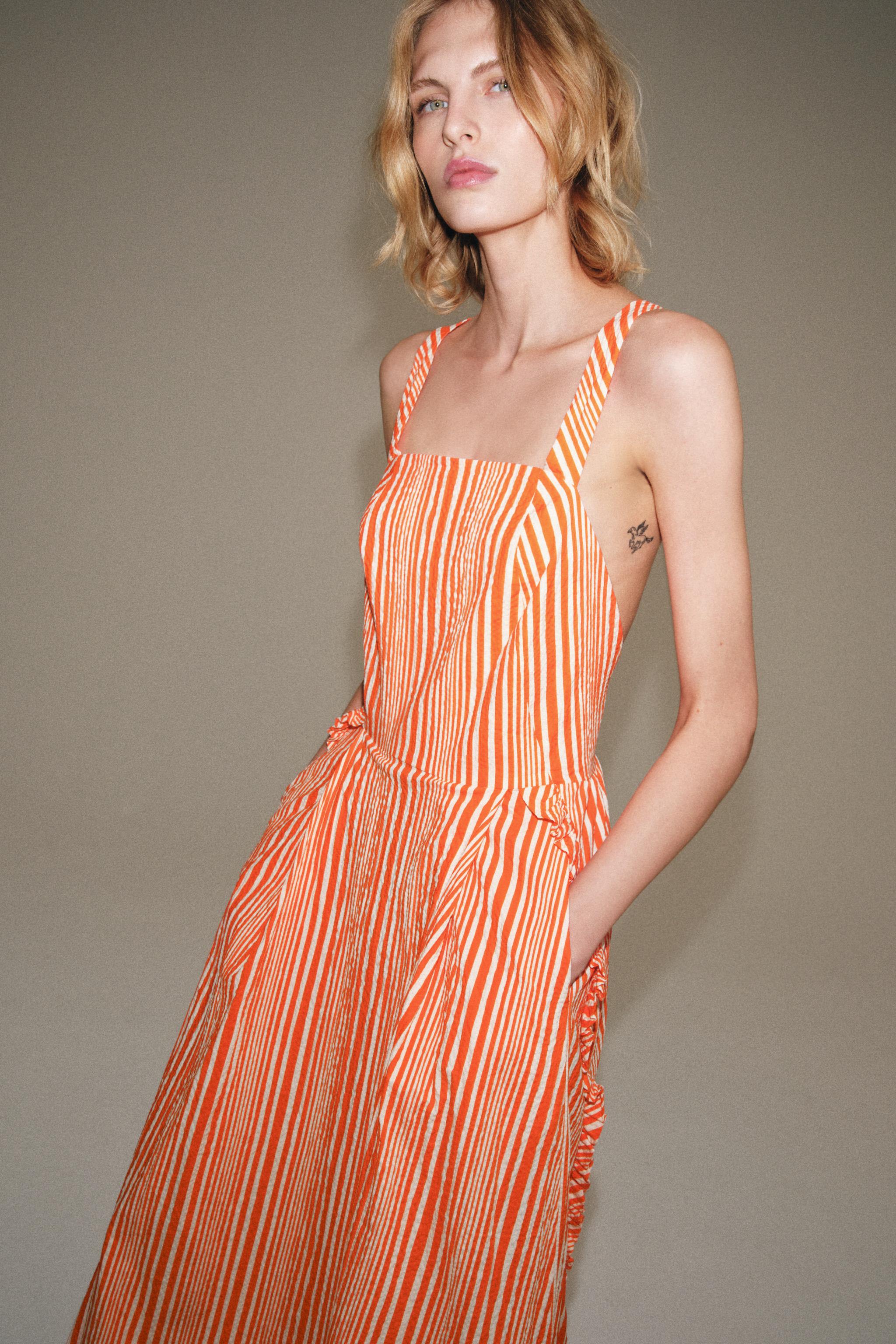 Zara ZW COLLECTION ÇİZGİLİ MİDİ ELBİSE görsel 5