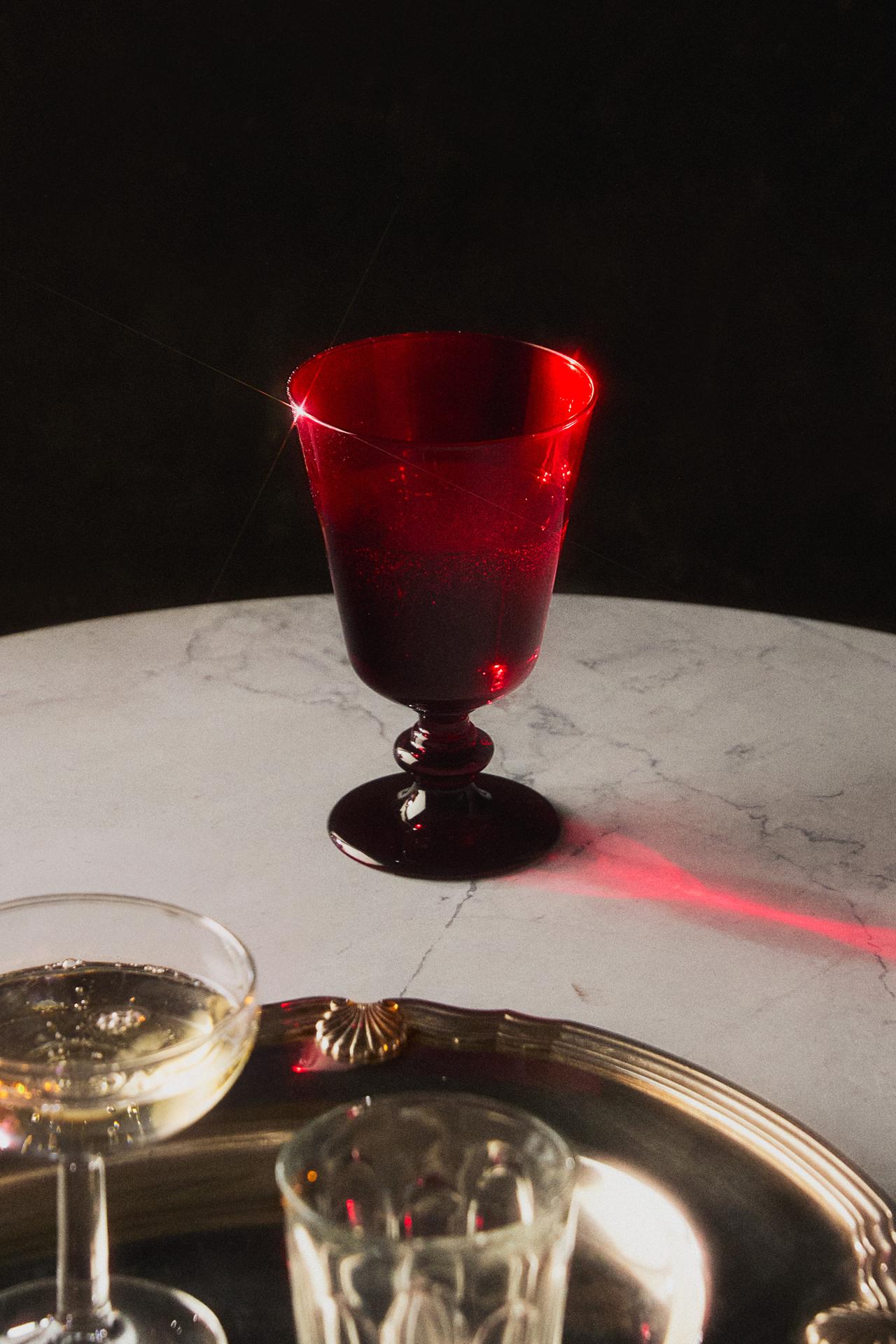 SHORT CHRISTMAS GLASS — Red