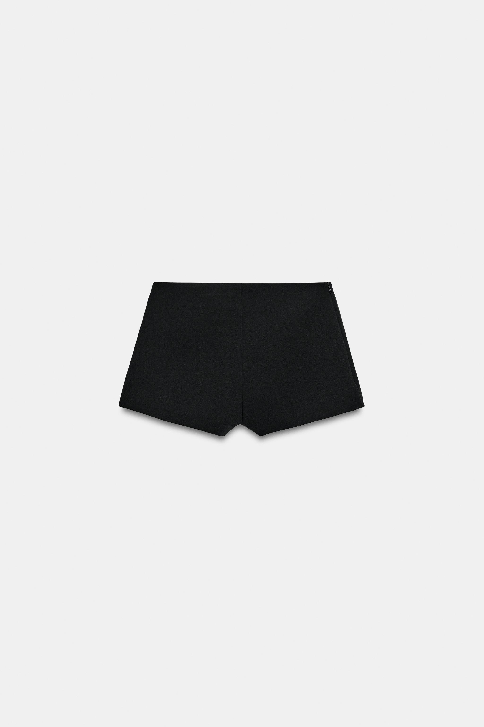 HIGH-WAISTED MINI SHORTS