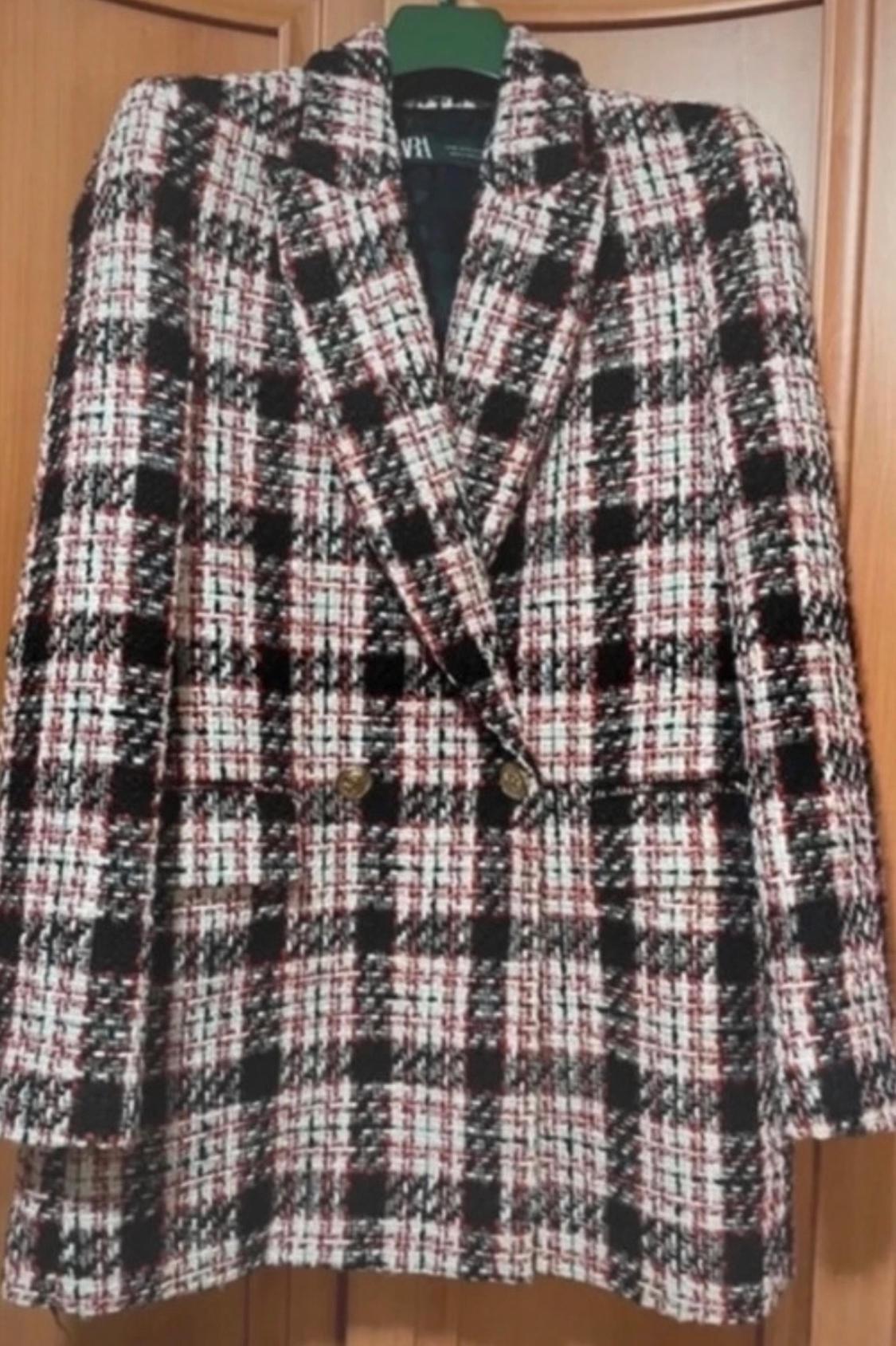 DOUBLE-BREASTED CHECK BLAZER