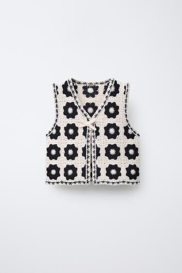 CHALECO PUNTO FLORES CROCHET - Crudo / Negro de Zara