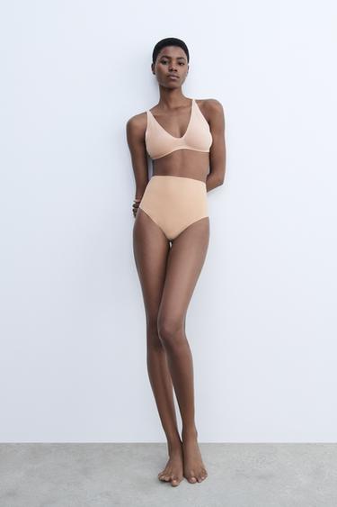 STRING TAILLE HAUTE BODY SHAPE AVEC POLYAMIDE - rose poudré de Zara