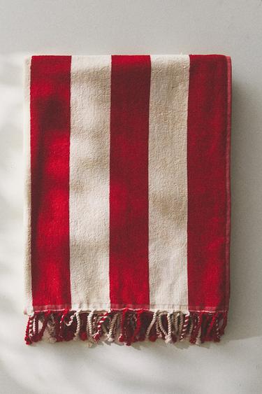STRIPED BEACH TOWEL WITH FRINGING - Red by Zara