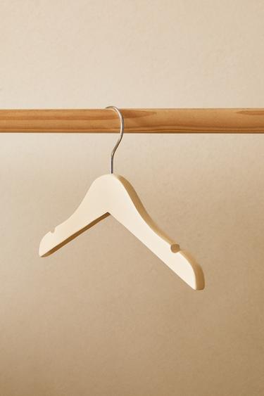 PACK OF WOODEN BABY HANGERS (PACK OF 3) - Oyster-white by Zara