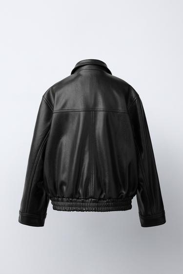 BLOUSON EN MATIÈRE SYNTHÉTIQUE À POCHES - Noir de Zara - Image 3