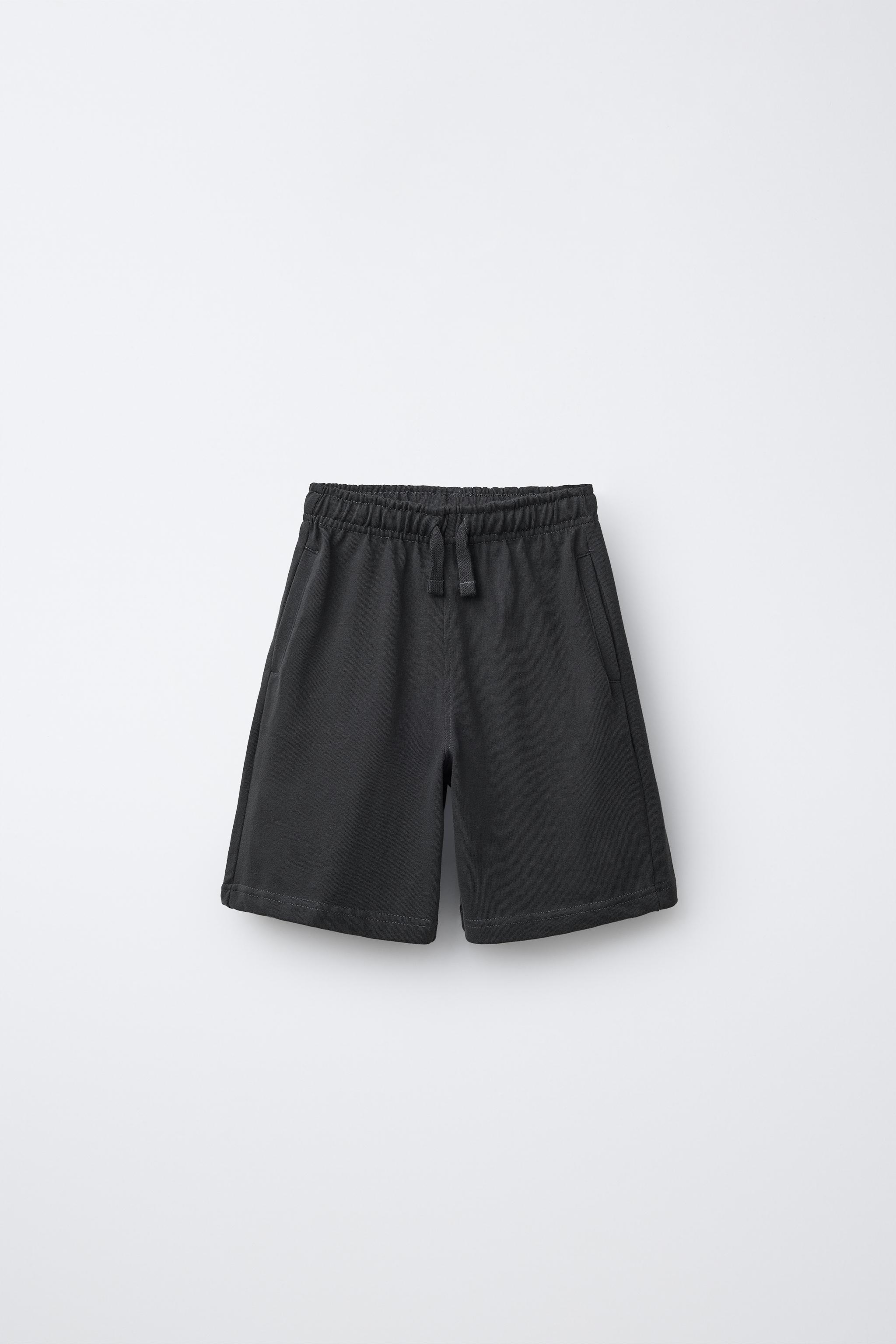 ENSEMBLE T-SHIRT DOUBLE MANCHE ET SHORT À CARREAUX DAMIER