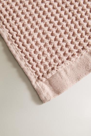 SERVIETTE DE BAIN COTON WAFFLE - Rose clair de Zara - Image 2