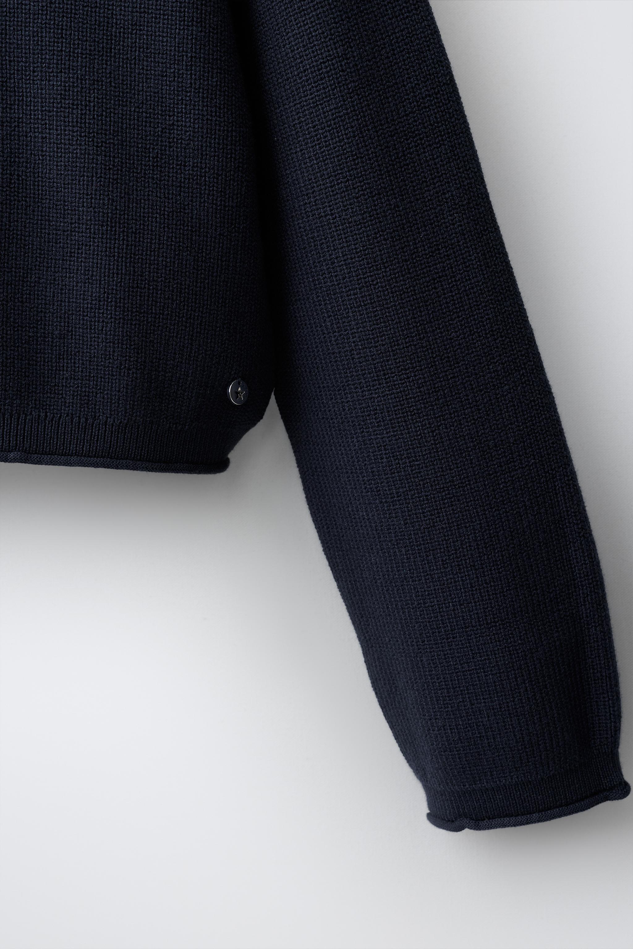 V-NECK KNIT JUMPER