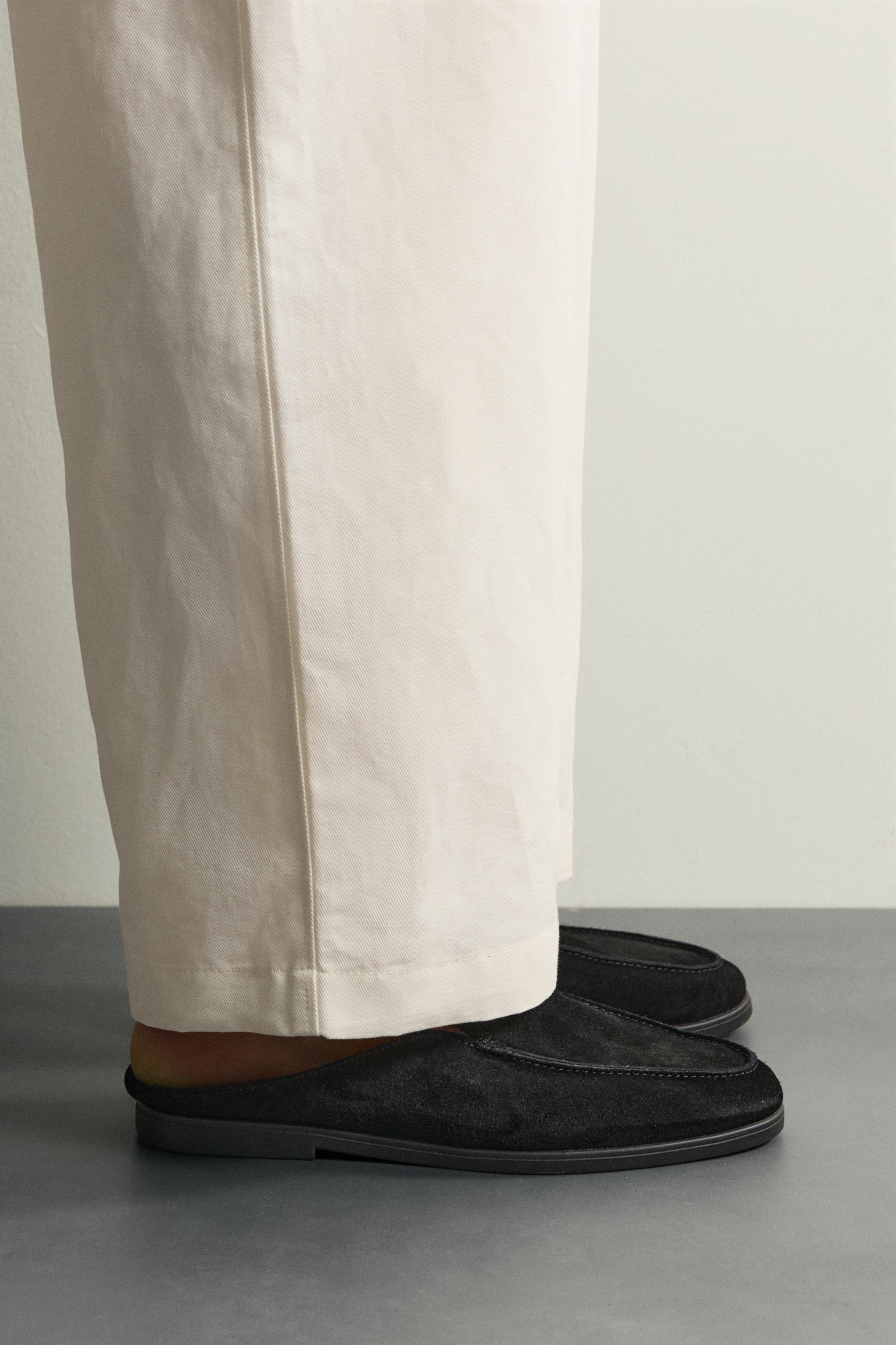 LEATHER MULE LOAFERS