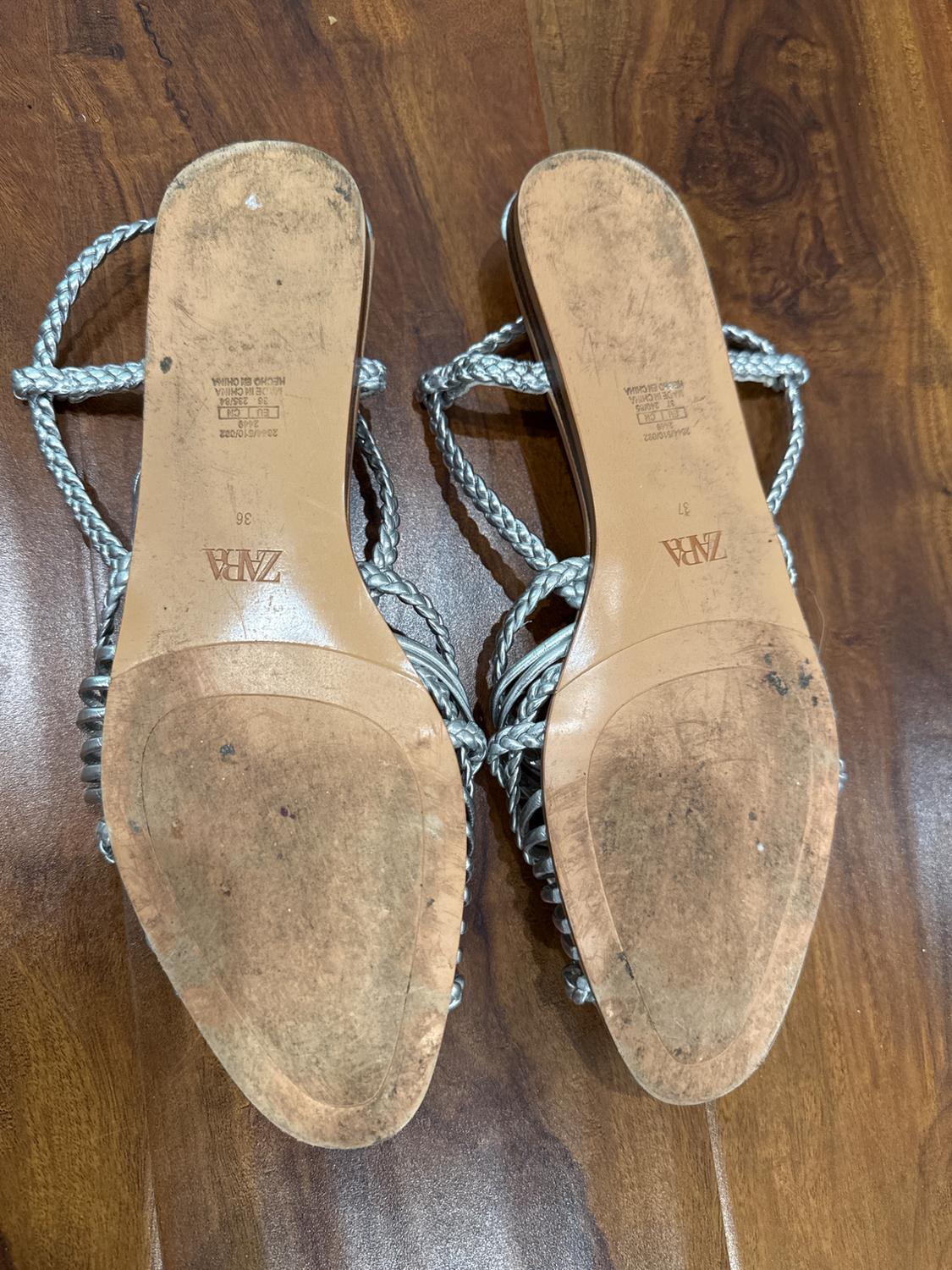 SILVER BRAIDED FLATS. - Image 4