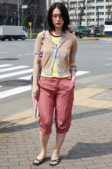 FLOWING CAPRI TROUSERS - Dark pink by Zara