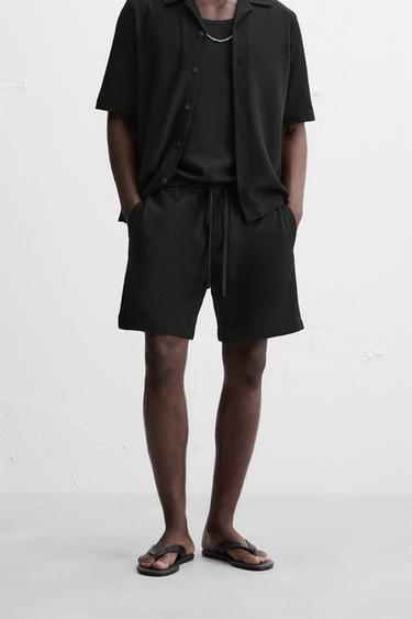 Zaras SHORTS I RANDIG JACQUARD - Svart