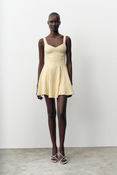 JACQUARD STRETCH SKATER DRESS - Printed by Zara