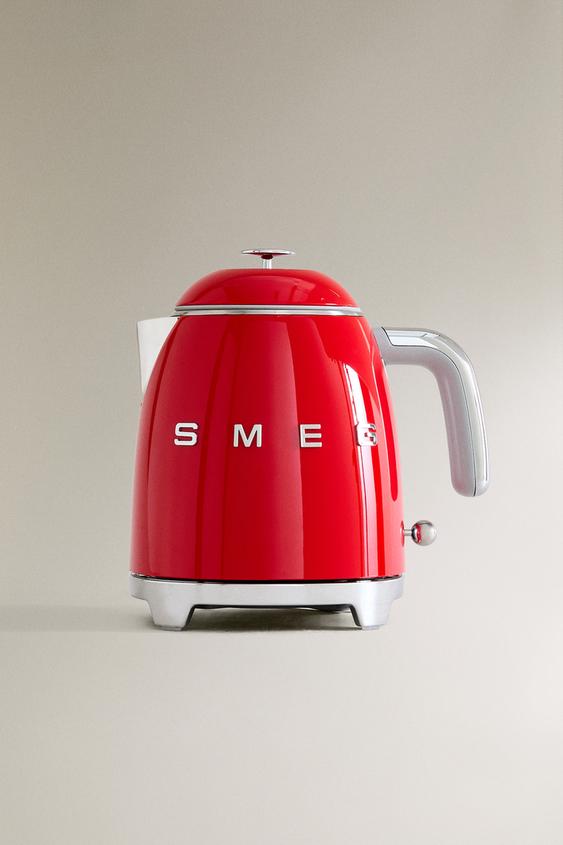 SMALL STEEL SMEG KETTLE