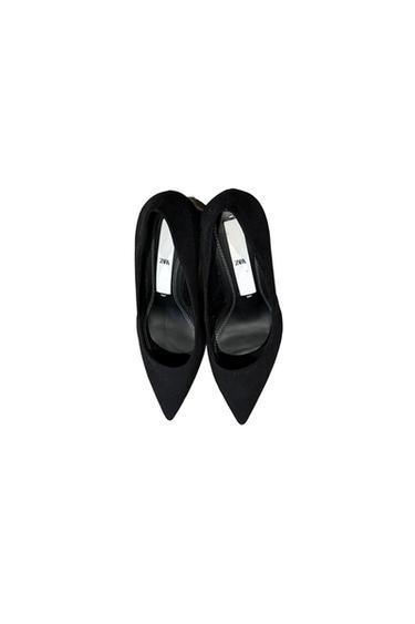 BLACK SHOES
