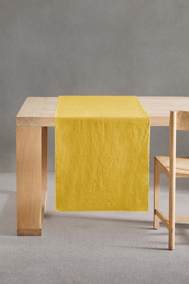 TABLE RUNNER 01 - Amarelo-médio da Zara