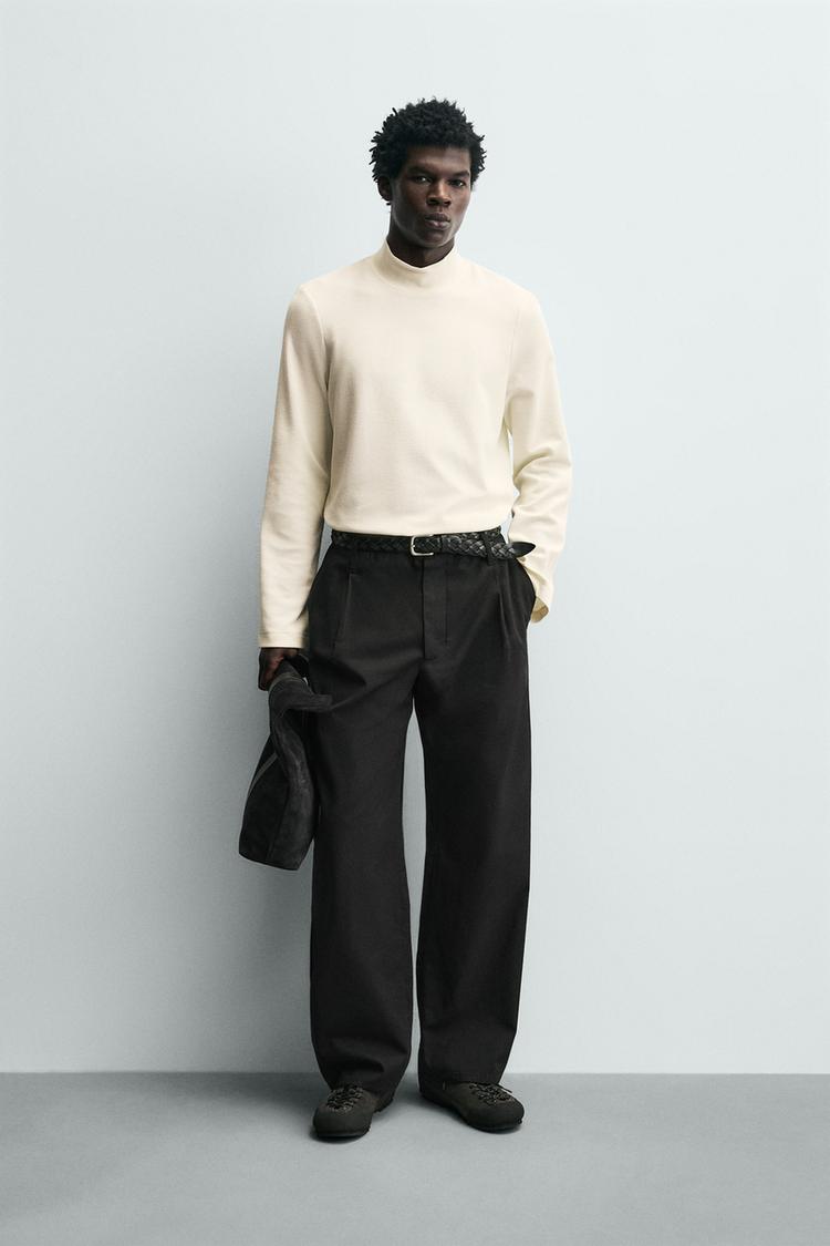 KONFORLU UZUN KOLLU T-SHIRT