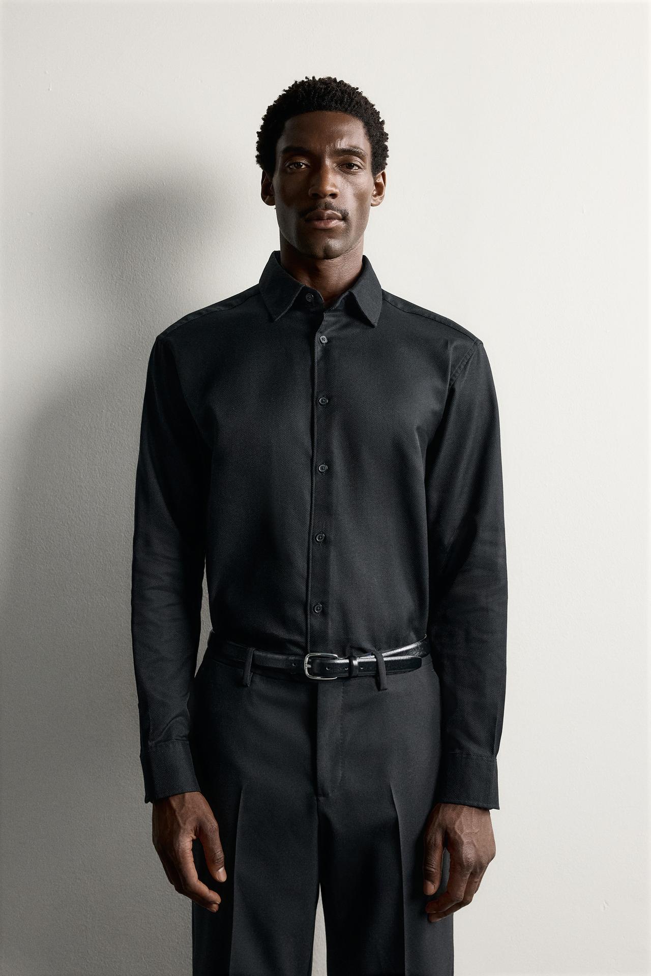 STRUCTURED REGULAR FIT SHIRT — Black