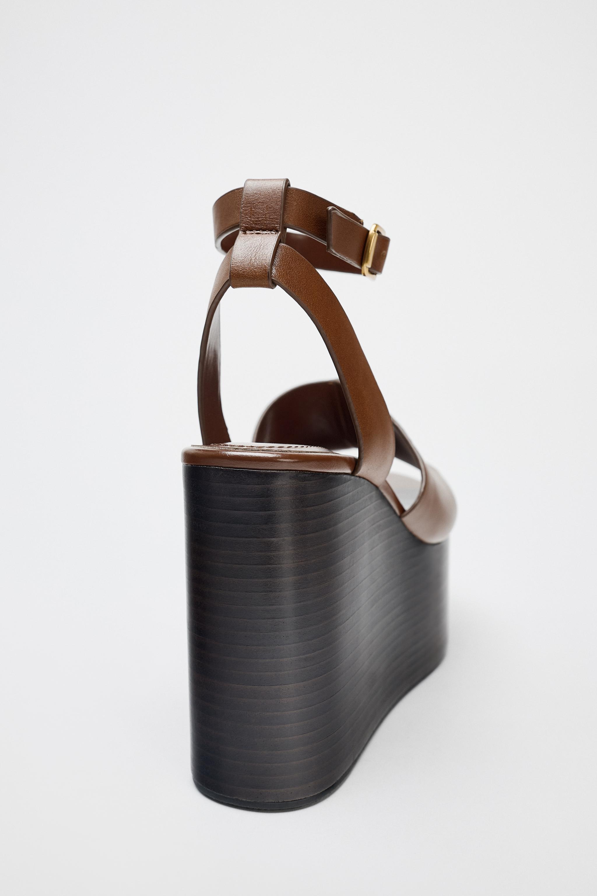 LEATHER WEDGE SANDALS WITH STRAP