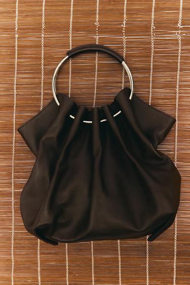 BOLSA EM COURO COM ALÇA RÍGIDA - Marrom da Zara