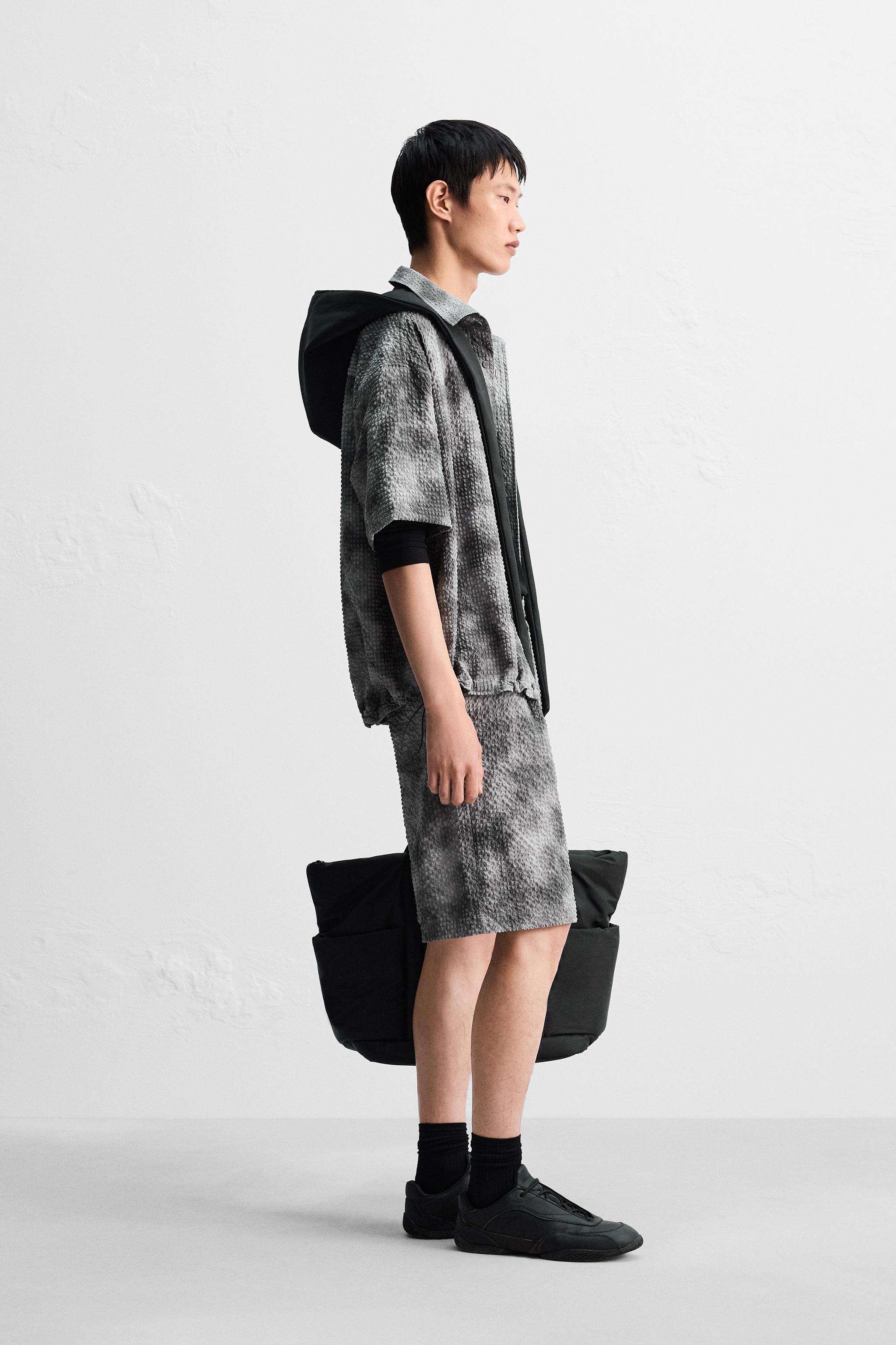 【ZARA】アブストラクト プリント シャツ グレー | 4225/300/802 ABSTRACT PRINT SHIRT - Gray | ZARA United States