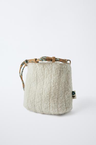 BOURSE À FLEURS - Blanc écru de Zara - Image 2