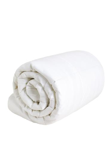 FEATHER TOUCH DUVET FILLING (300 GXM²) - White by Zara