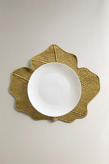 QUILTED LEAF PLACEMAT - Green by Zara - Image 3